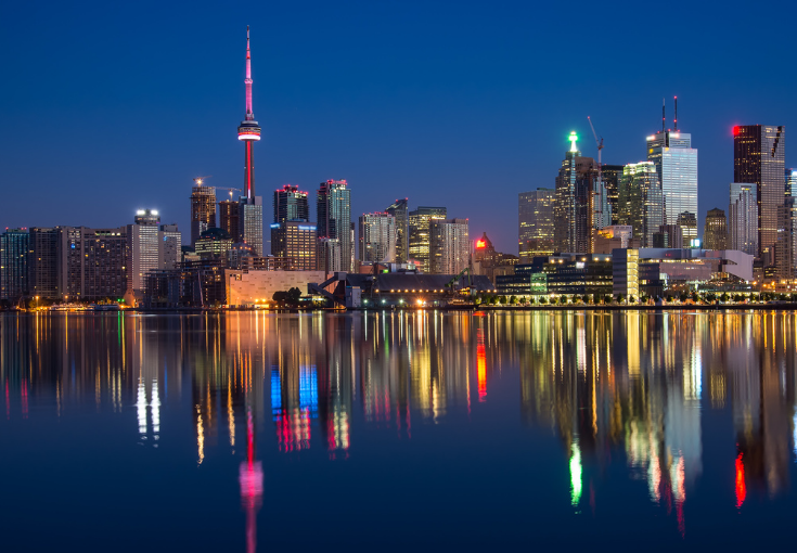 Toronto skyline at night